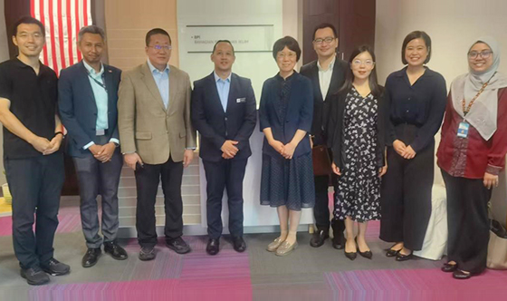 Write a new chapter for Hong Kong’s participation in the Belt and Road Initiative